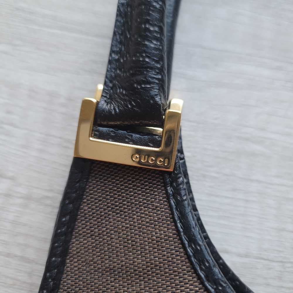 Gucci Jackie Bardot Shoulder Bag - Picture 4 of 11
